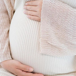 相比之下，We🏊‍♀️Work前🎯CEO Ada❗🇺🇳m Neuman🇰🇭